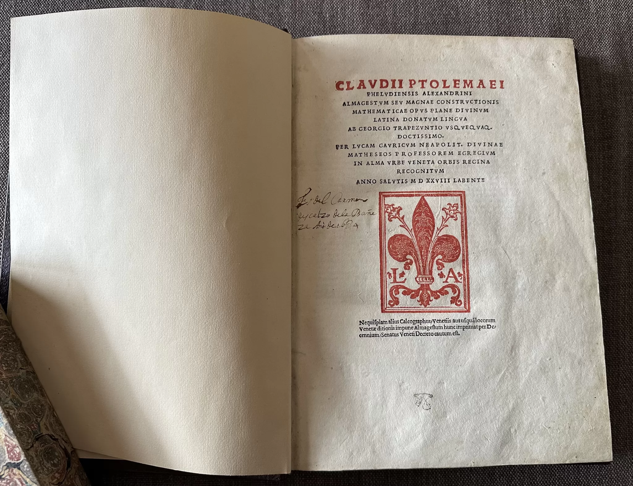 Figura 6. Almagesto tratado matematico e de astronomia de Ptolomeu primeira edicao do grego para latim 